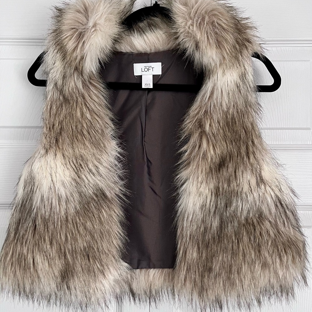 LOFT Plush Fur Vest in Cream and Brown